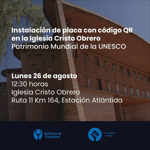 Instalación de placa con código QR en la Iglesia Cristo Obrero Patrimonio Mundial de la UNESCO 