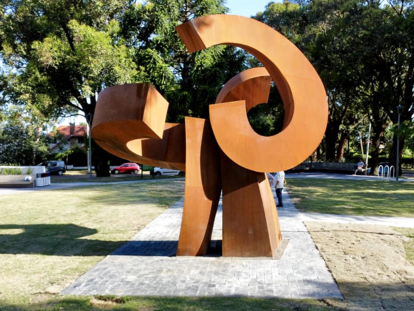 Inauguración de obras de reacondicionamiento de la Plaza de los Fundadores de Atlántida